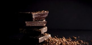 consum ciocolată neagră